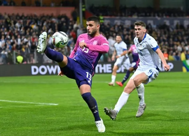 Cú đúp của Deniz Undav trong hiệp 1